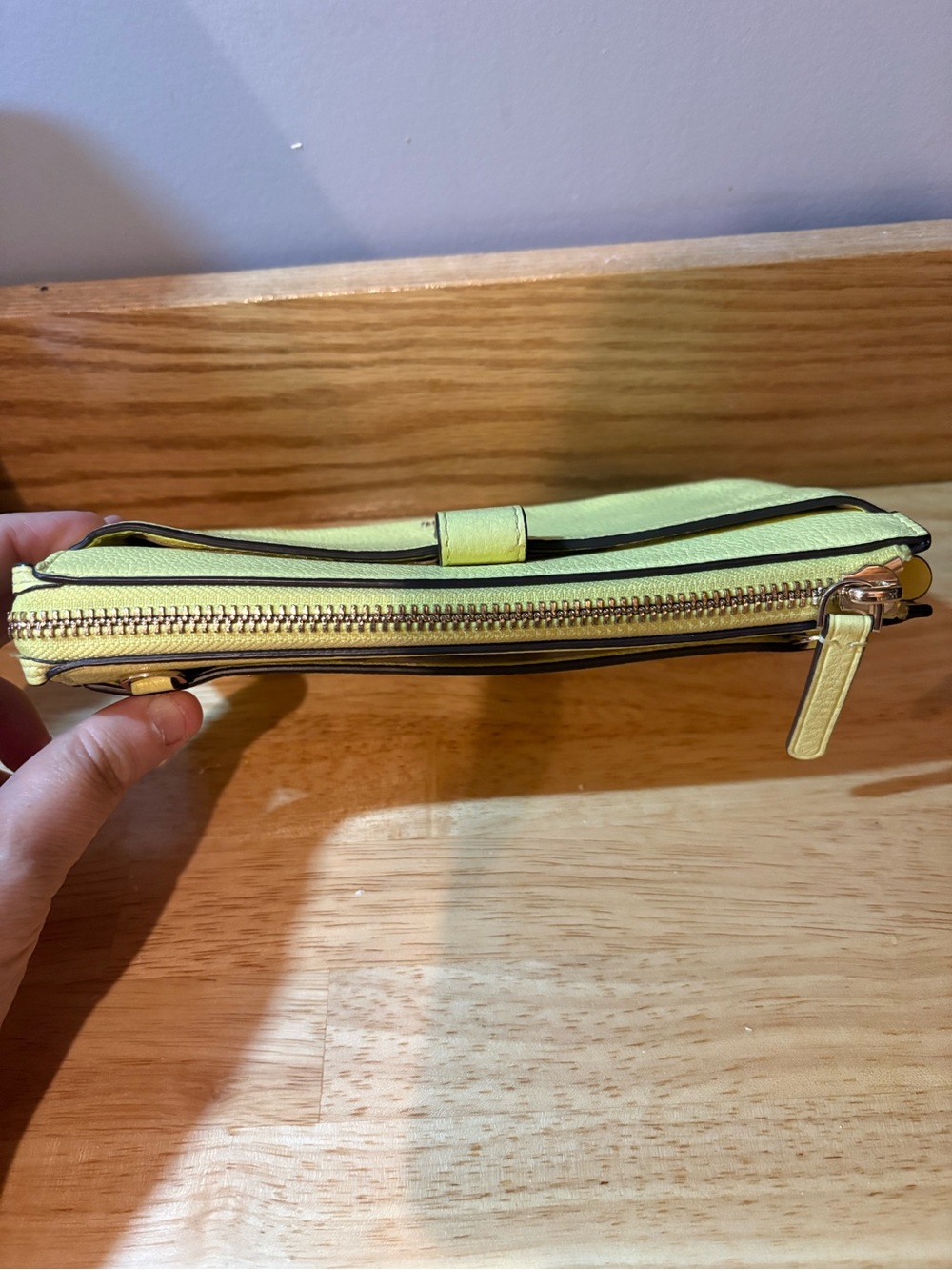 Kate Spade yellow leather wallet crossbody bag - Picture 16 of 16